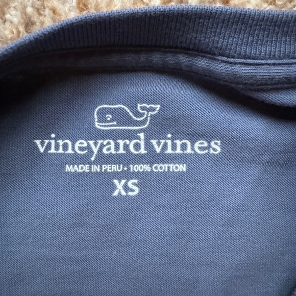 Vineyard Vines Men’s long sleeve and short sleeve shirts size xs - Picture 4 of 4